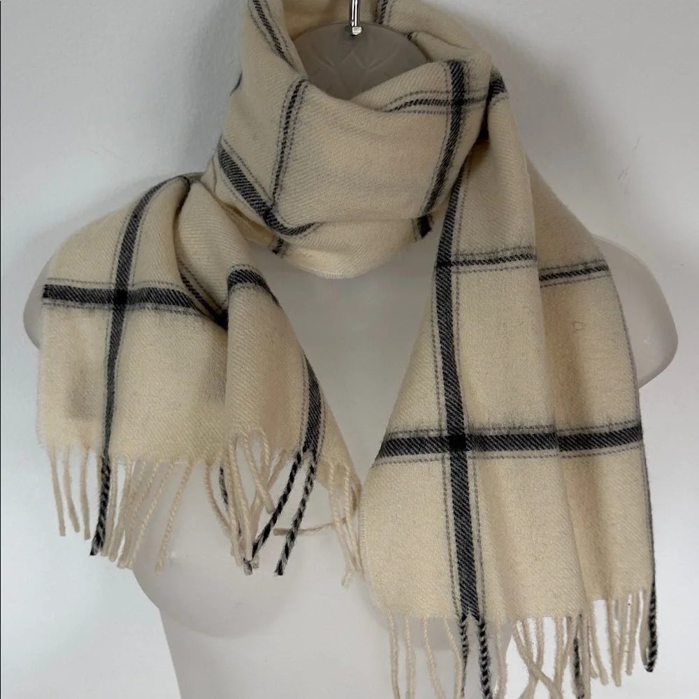 Stafford Lambswool Scarf - Cream and Black Plaid Pattern.